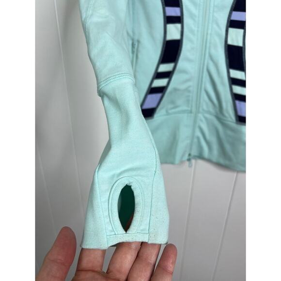 Lululemon In Stride Jacket Aquamarine Discovery Stripe‎ Yoga Running Size 4 - Picture 4 of 9